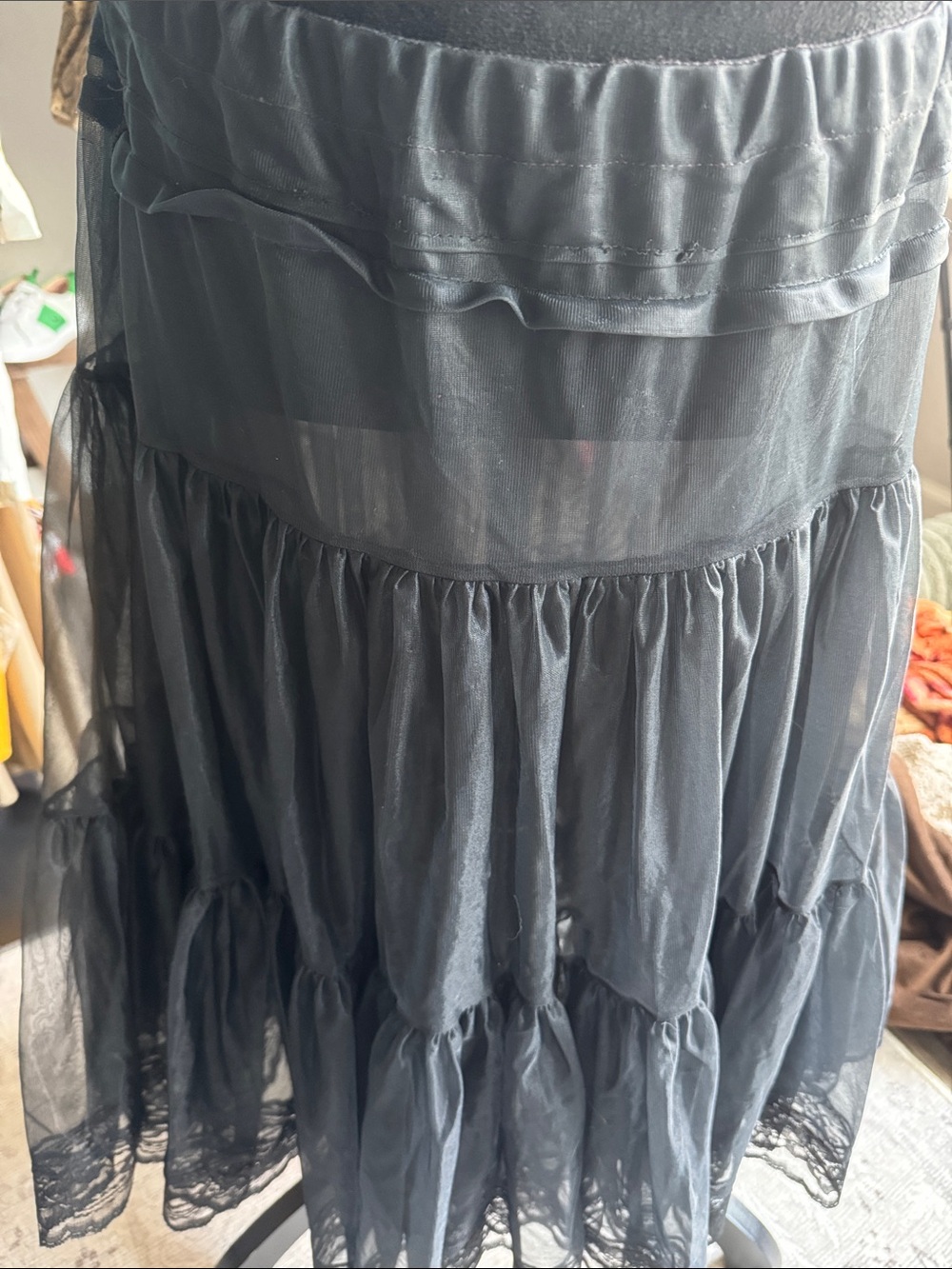Black Tiered Vintage Lace-Trim Petticoat Skirt - Picture 4 of 4